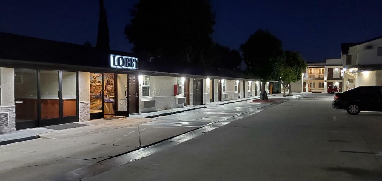 אל מונטה Le Blanc Inn & Suites מראה חיצוני תמונה